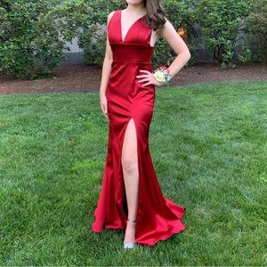 Satin V-neck sheath dress with a side slit